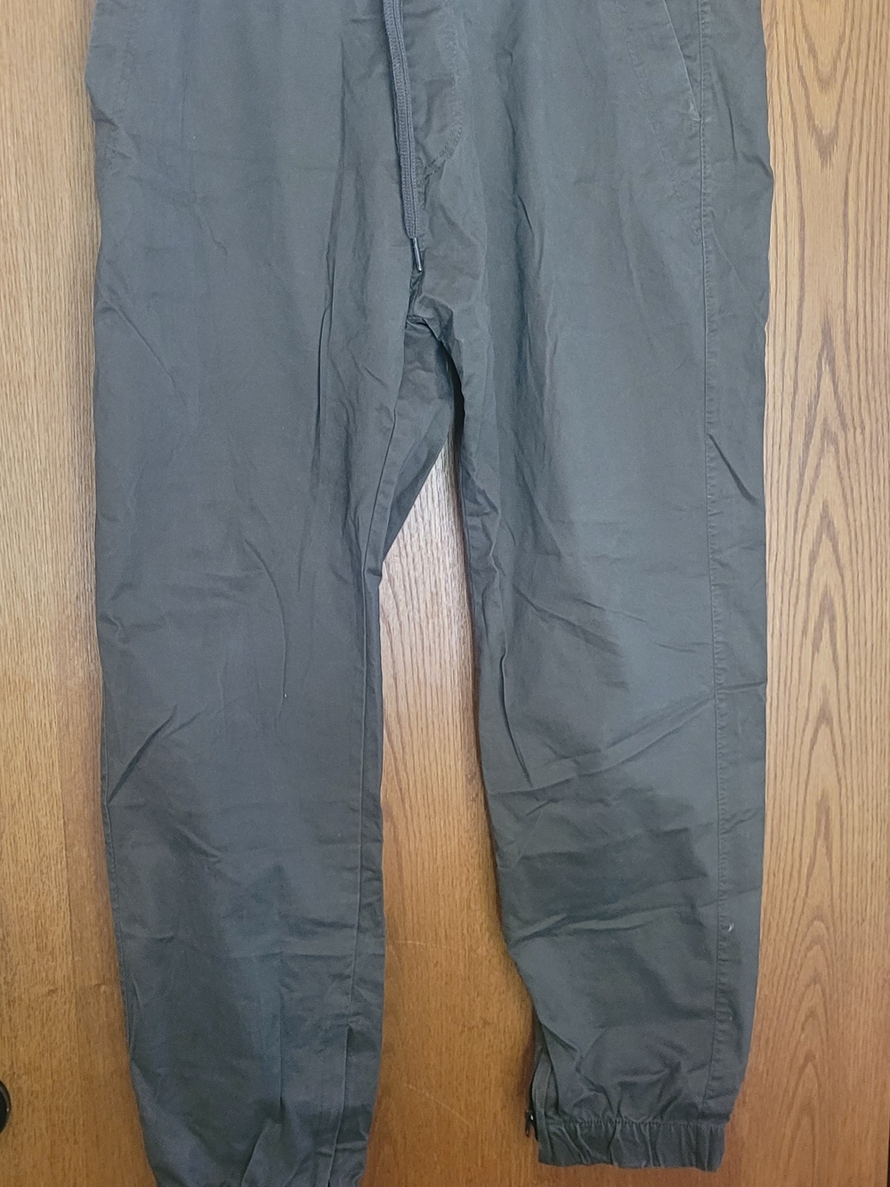 Free Planet Men's Olive Green Jogger Sweatpants